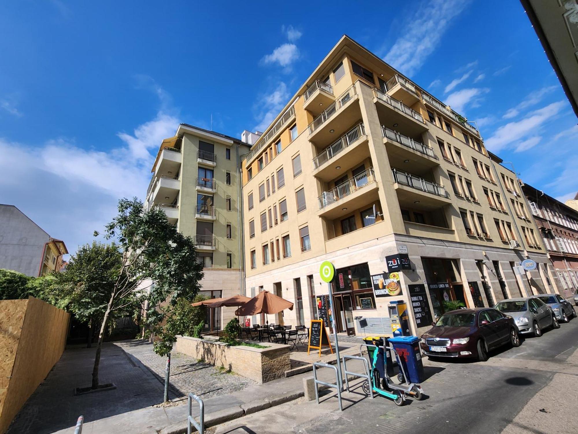Cloud Apartment Gozsdu Будапеща Екстериор снимка